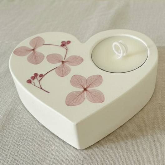 Bomboniera portacandela con tealight in cera di soia e petali rosa di ortensia essiccata, ideale per matrimonio, anniversario, comunione, battesimo ed eventi speciali