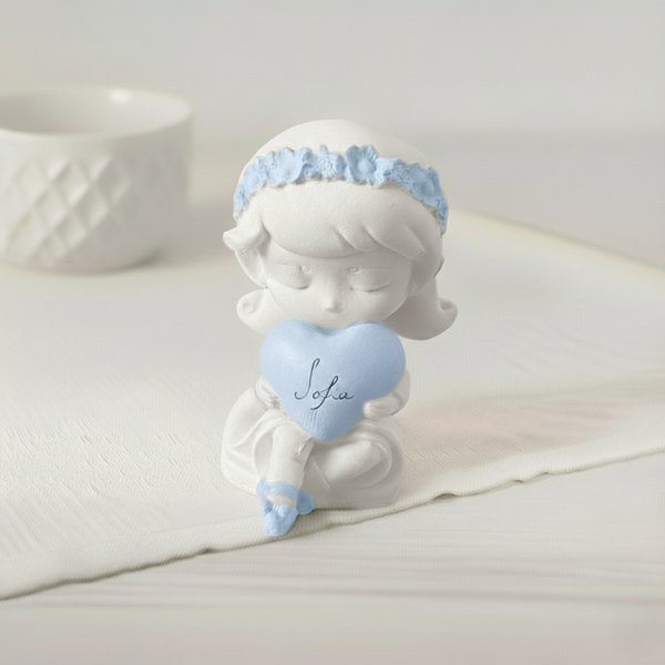 Bomboniera artigianale in ceramica con cuore azzurro e nome personalizzato, ideale per battesimo, comunione e cresima