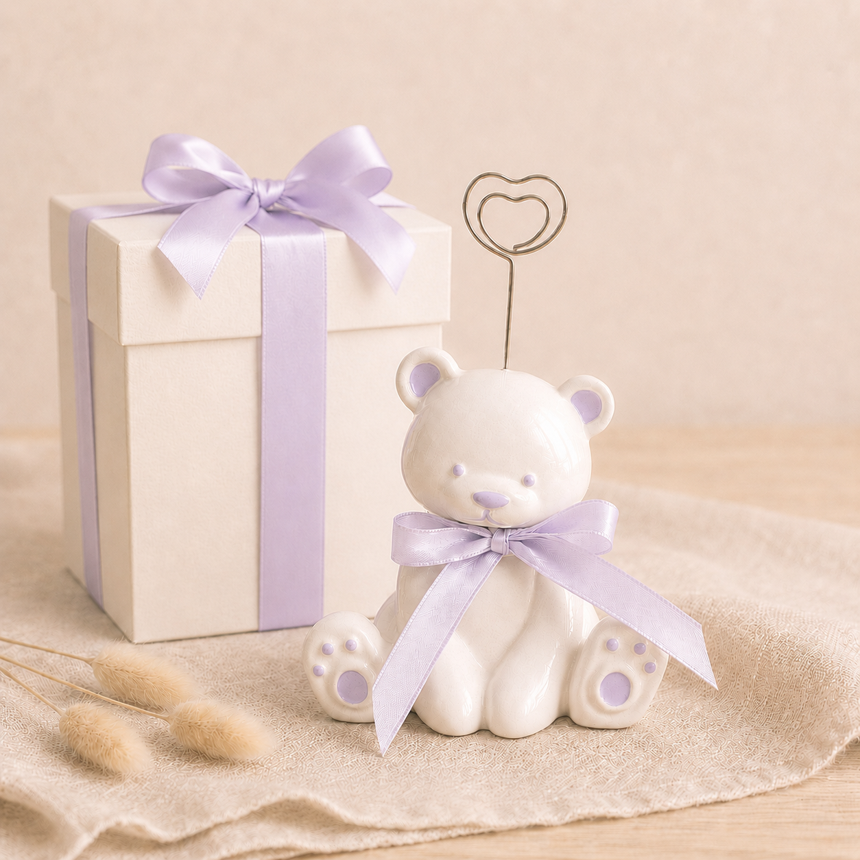 Bomboniera artigianale Teddy Memories orsetto portafoto beige in ceramica con confezione regalo, ideale come bomboniera per matrimonio, battesimo, nascita, baby shower ed eventi speciali